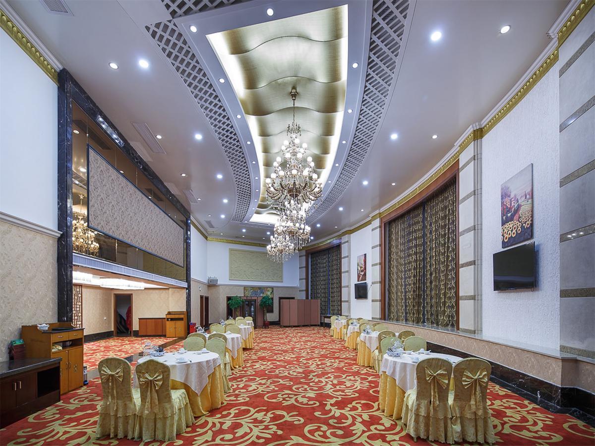 City Hotel Foshan Esterno foto