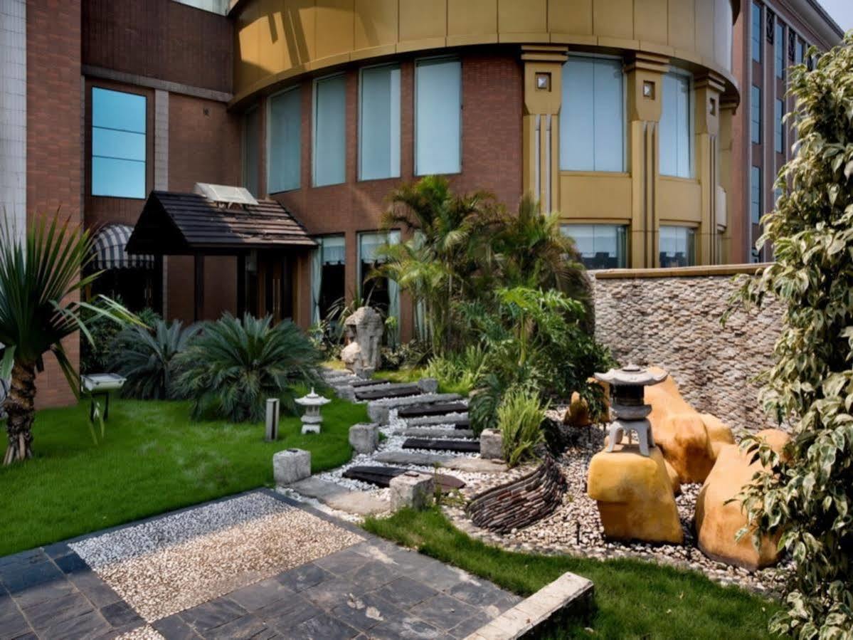City Hotel Foshan Esterno foto